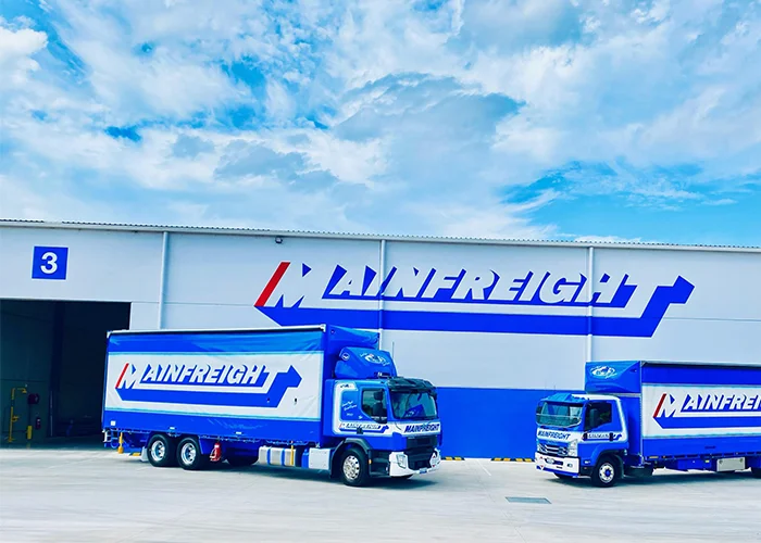 Mainfreight prime mover with professional paint application